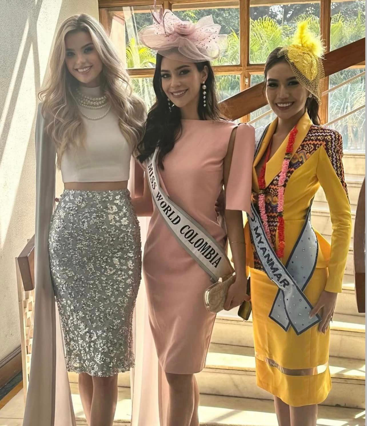 Trong ảnh, các đại diện Cộng hoà Czech, Colombia, Mexico là những thí sinh nổi bật tại cuộc thi năm nay.