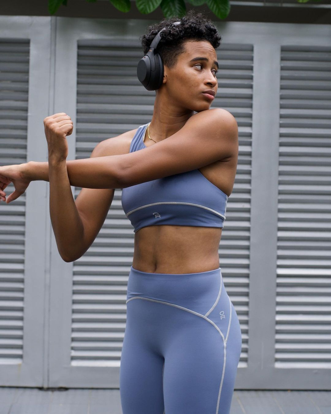 Là vận động viên điền kinh nên Alexie Mae Brooks có vẻ ngoài mạnh mẽ, cá tính. Sau khi đăng quang, cô nhận nhiều lời chê bai từ khán giả.