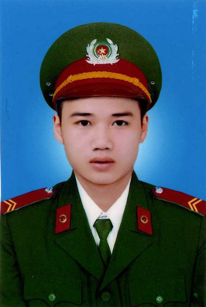Di ảnh trung sỹ Đỗ Đăng Long