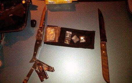 Tóm nhóm ngồi xế hộp găm hàng nóng, ma túy đá ảnh 2