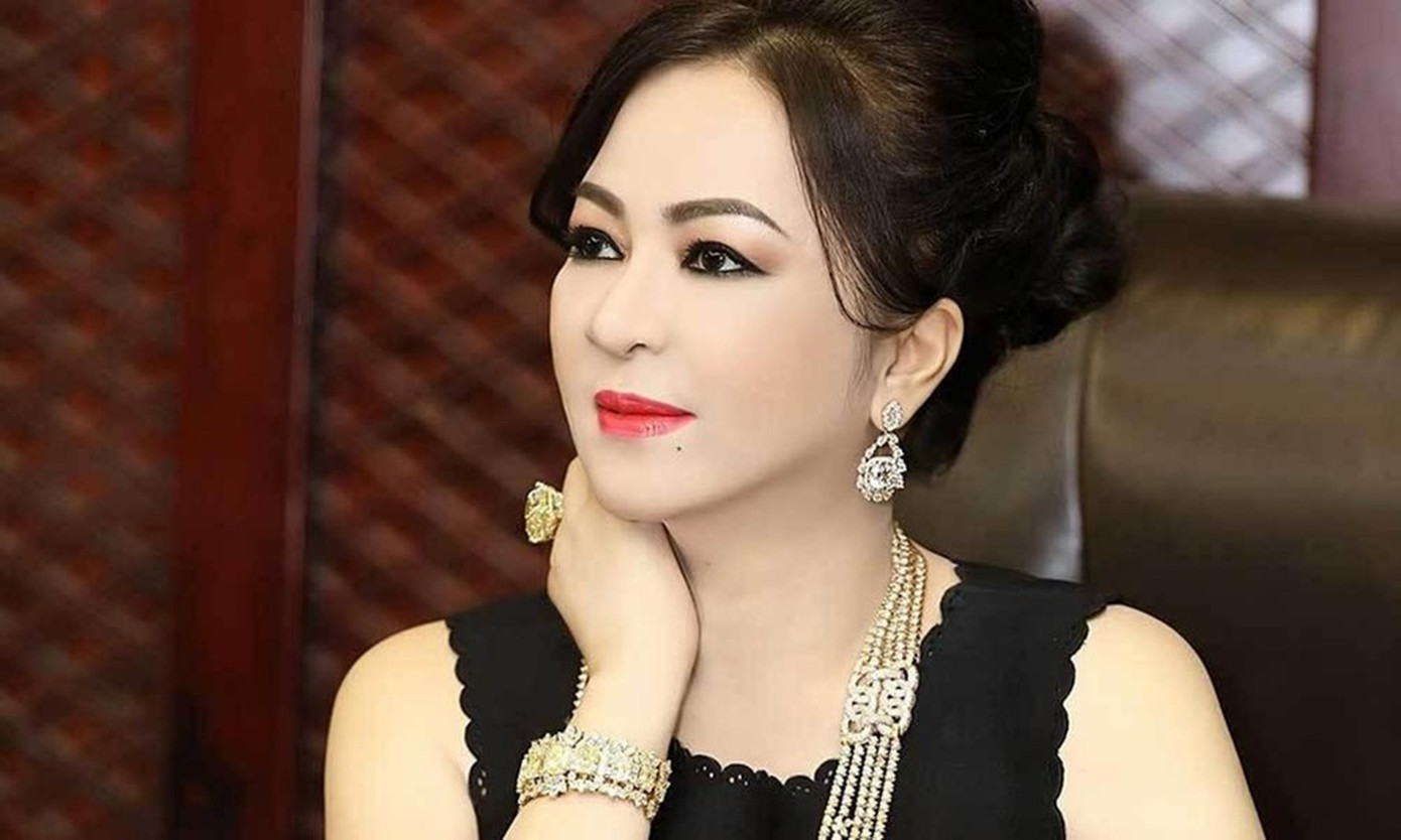 Bà Nguyễn Phương Hằng là người có nghĩa vụ và quyền lợi liên quan trong vụ án này.