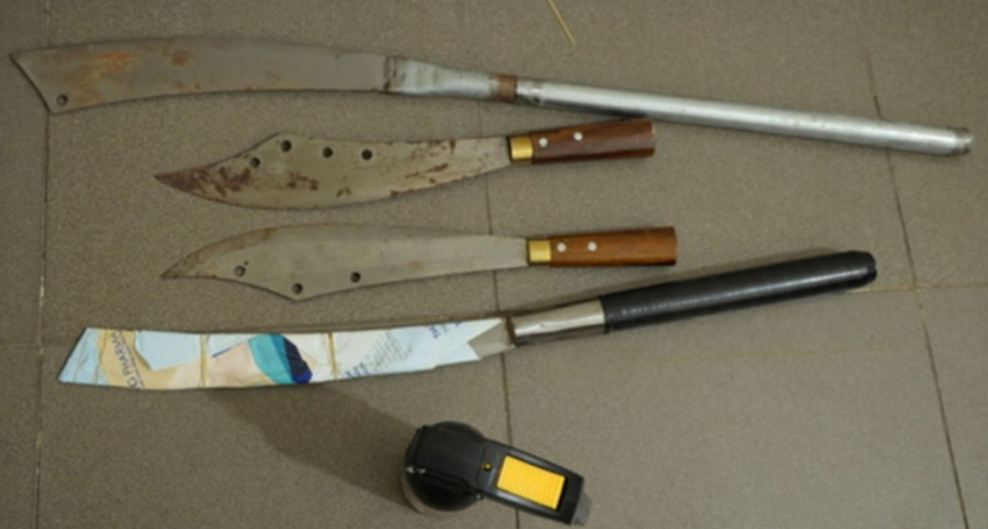 Tang vật mà công an thu giữ của đối tượng Trần Văn Hiệp. Tang vật mà công an thu giữ của đối tượng Trần Văn Hiệp.