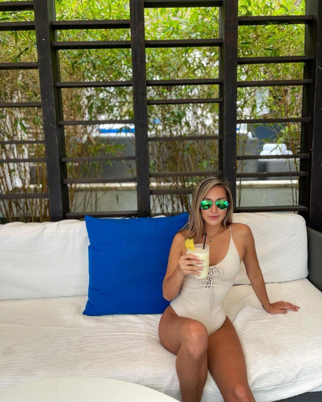 Nói về dự án của mình, cô chia sẻ: "Tôi có một giấc mơ đó là nói lên tiếng nói của những người mẹ có hoàn cảnh khó khăn, cung cấp cho họ một việc làm ổn định cũng như được tiếp cận với giáo dục".