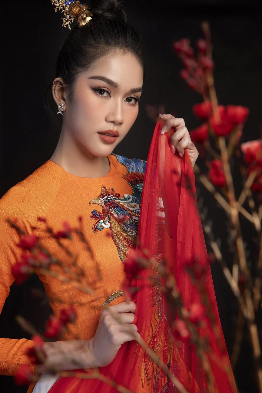 Á hậu Phương Anh với nét đẹp hiền hậu, trong trẻo chắc chắn sẽ là một chị Hằng vô cùng xinh đẹp trong ngày hội Trung thu.