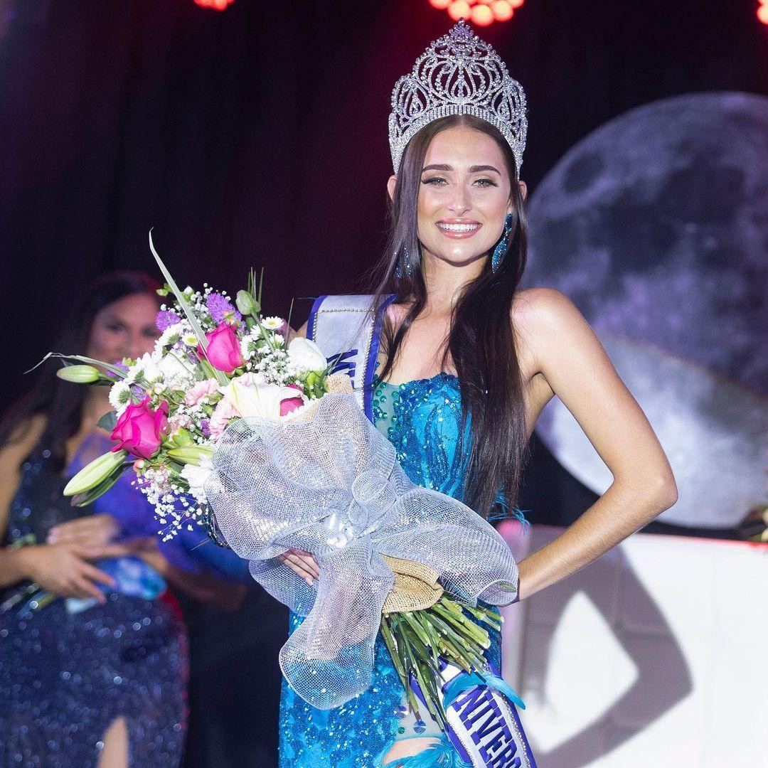 Tân Hoa hậu Hoàn vũ Cayman Islands 2021 Georgina Kerford. Tân Hoa hậu Hoàn vũ Cayman Islands 2021 Georgina Kerford.