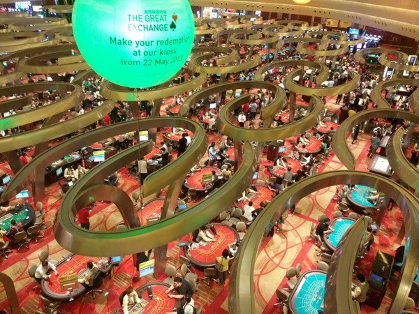 Khu casino tại Marina Bay Sands. (Ảnh: Việt Hải/Vietnam+). Khu casino tại Marina Bay Sands. (Ảnh: Việt Hải/Vietnam+)