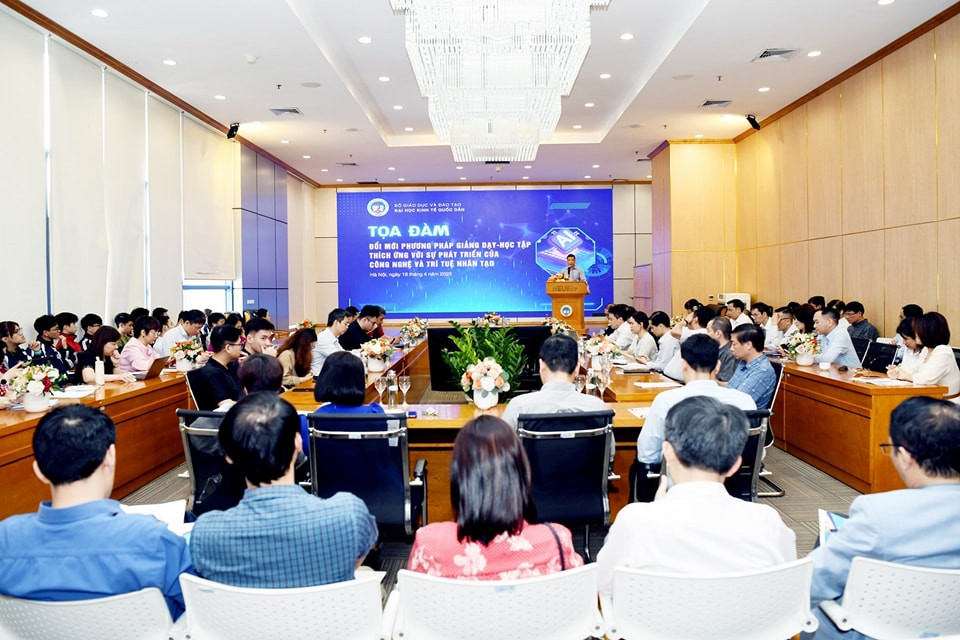 Các chuyên gia khuyến khích nhà trường nên hướng dẫn sinh viên làm chủ AI.