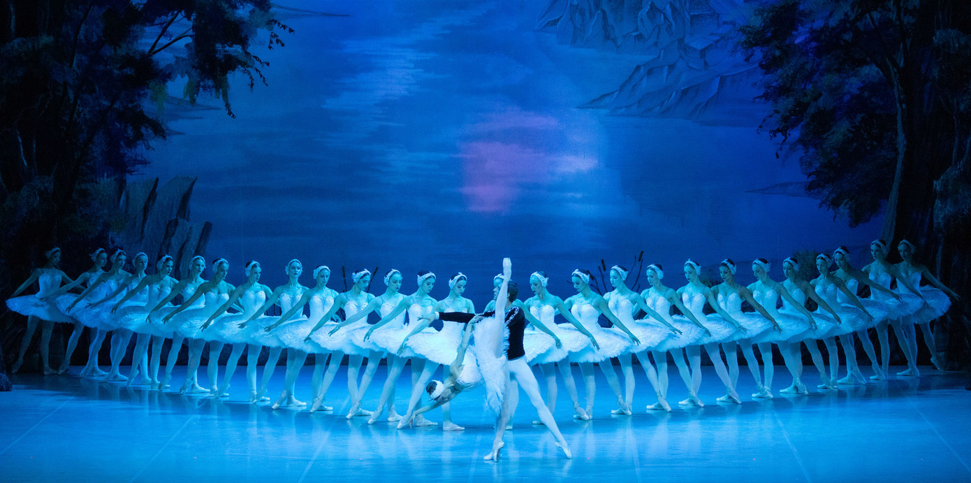 Nghệ sĩ Nhà hát ballet quốc gia Mátxcơva biểu diễn ở hơn 40 quốc gia và vùng lãnh thổ.