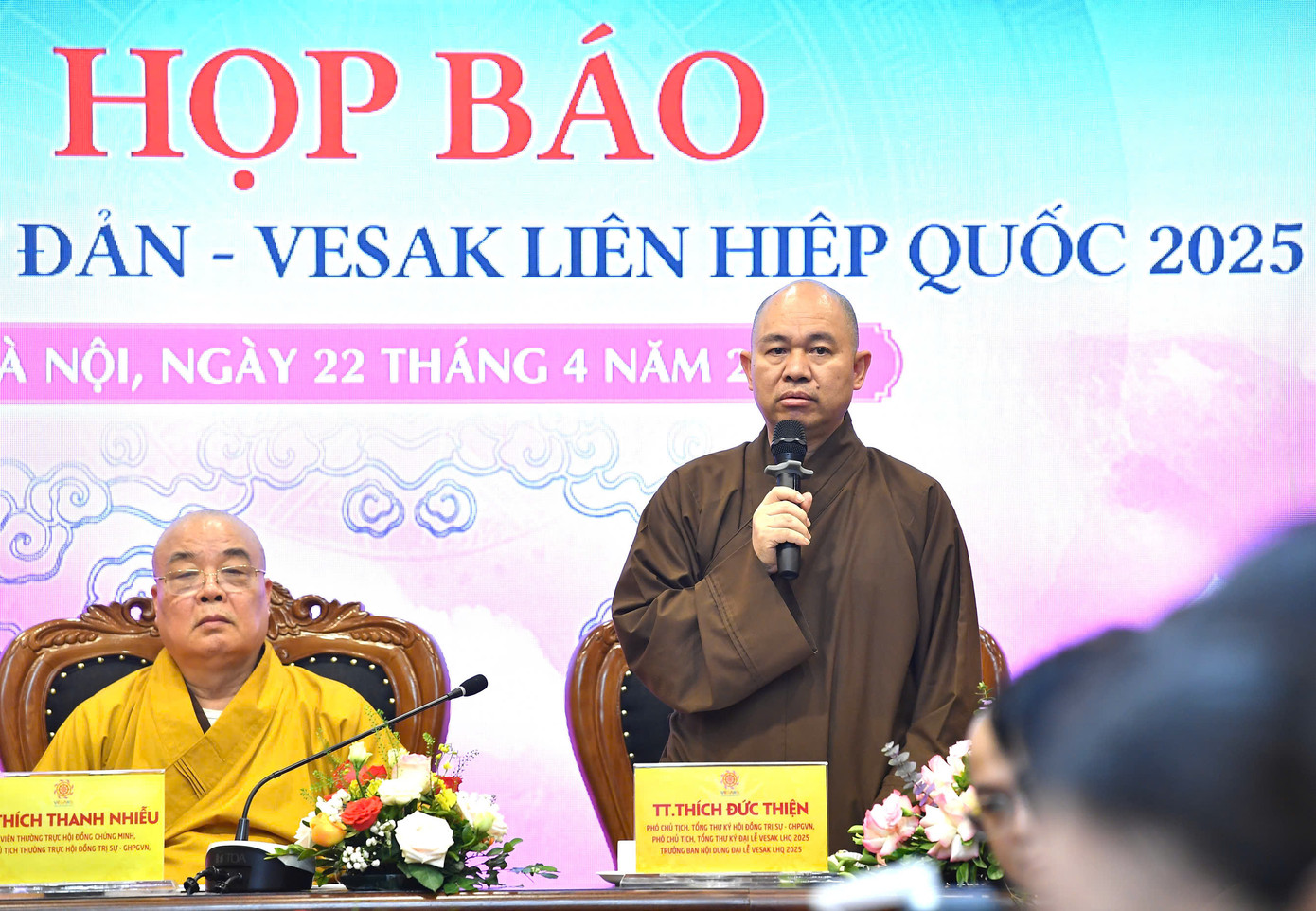 Thượng tọa Thích Đức Thiện cho biết hơn 1.200 đại biểu quốc tế đến Việt Nam dự Đại lễ Vesak 2025. Thượng tọa Thích Đức Thiện cho biết hơn 1.200 đại biểu quốc tế đến Việt Nam dự Đại lễ Vesak 2025.