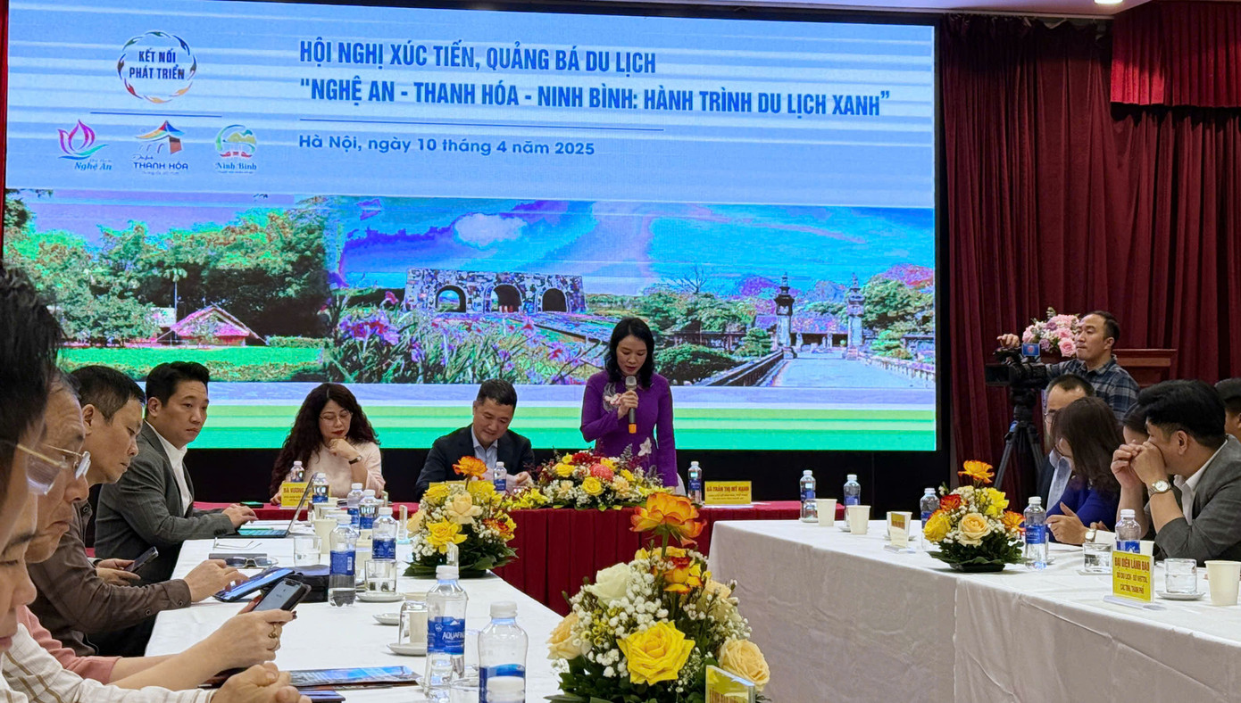 Lãnh đạo sở quản lý du lịch của ba tỉnh khẳng định du lịch có trải nghiệm khác biệt với hành trình du lịch xanh. Lãnh đạo sở quản lý du lịch của ba tỉnh khẳng định du lịch có trải nghiệm khác biệt với hành trình du lịch xanh.