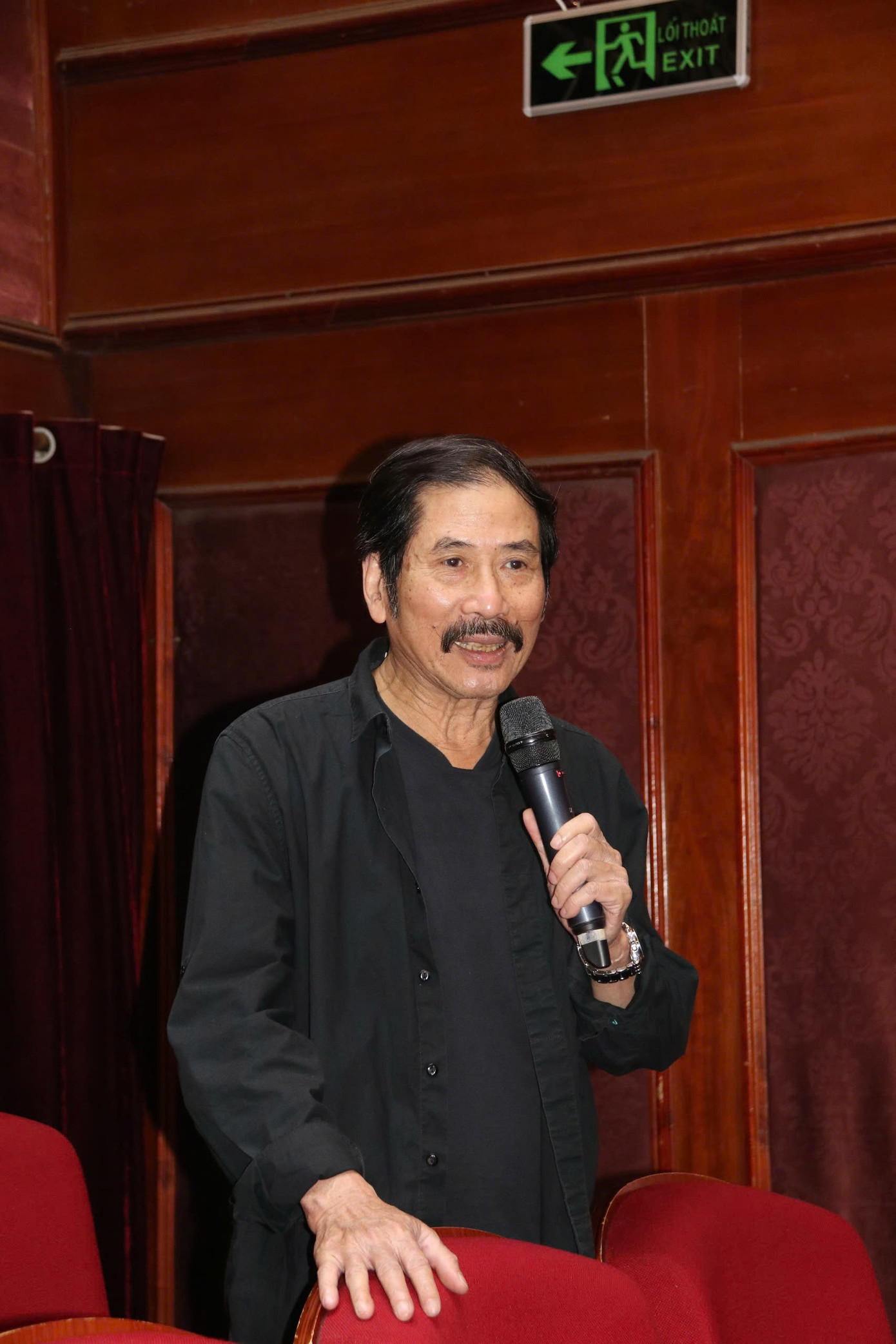 Đại diện các đơn vị nghệ thuật thuộc Bộ VHTTDL giới thiệu về chuỗi chương trình kỷ niệm. Đại diện các đơn vị nghệ thuật thuộc Bộ VHTTDL giới thiệu về chuỗi chương trình kỷ niệm.