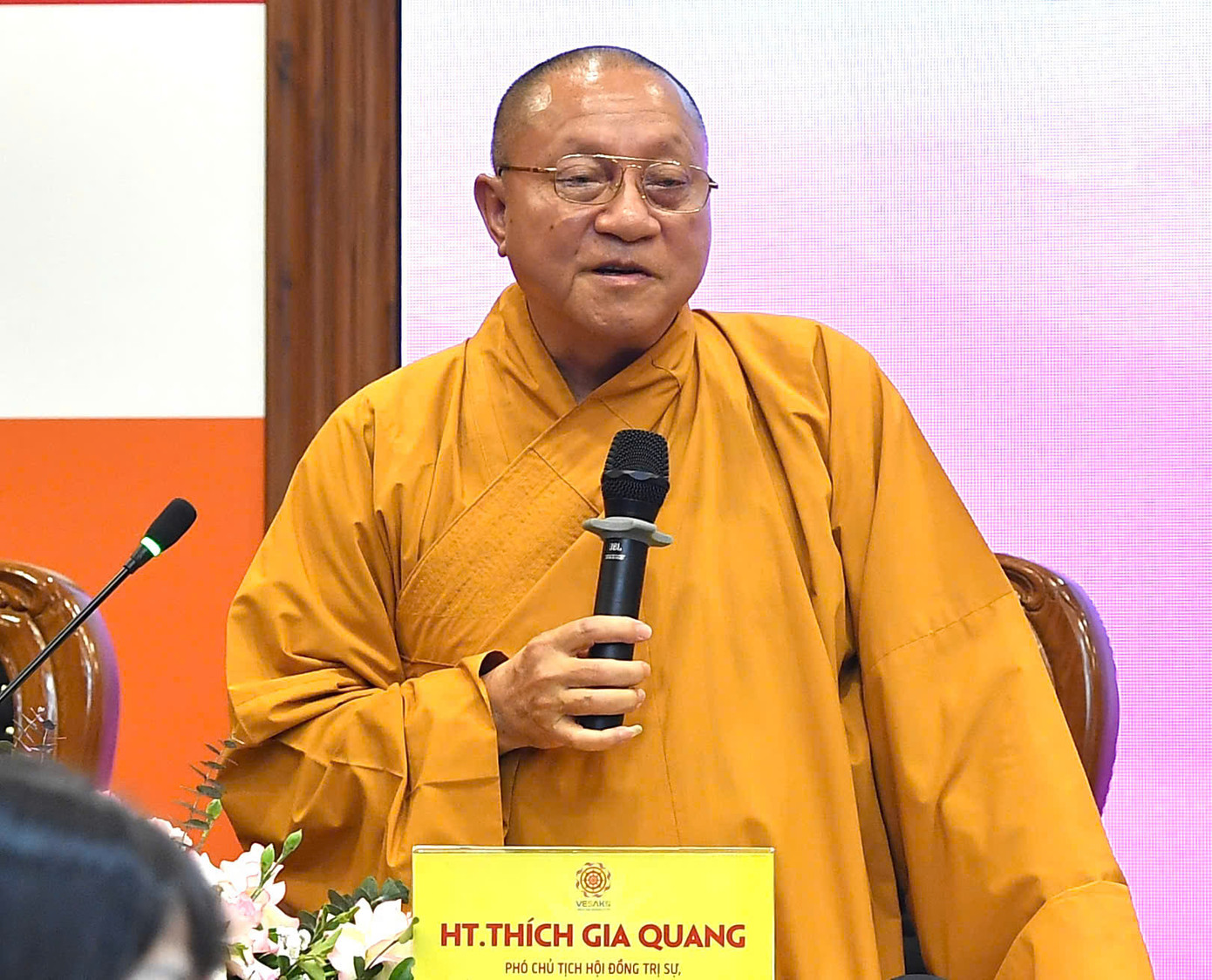 Hòa thượng Thích Gia Quang thông báo về chuỗi hoạt động nổi bật của Đại lễ Vesak Liên hợp quốc 2025. Hòa thượng Thích Gia Quang thông báo về chuỗi hoạt động nổi bật của Đại lễ Vesak Liên hợp quốc 2025.