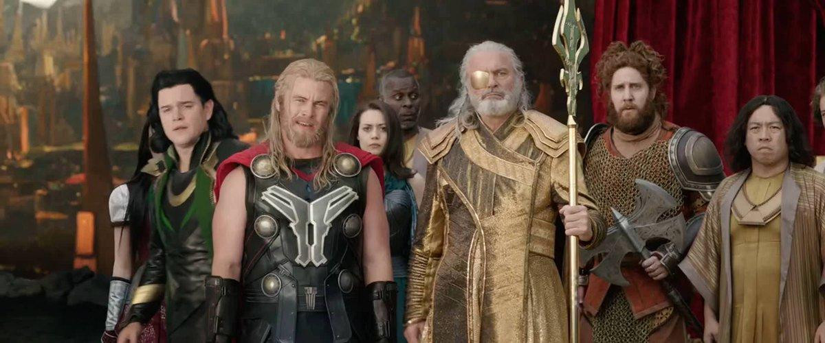 &quot;Thor pha ke&quot; Luke Hemsworth.