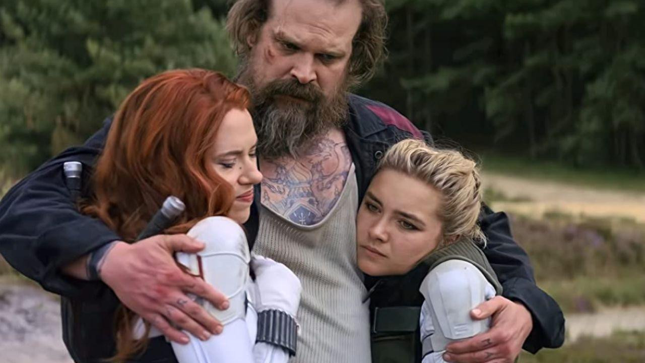 Màn đoàn tụ "cảm động" của cha con sát thủ Red Room. - Nguồn: Cine Dope Màn đoàn tụ "cảm động" của cha con sát thủ Red Room. - Nguồn: Cine Dope