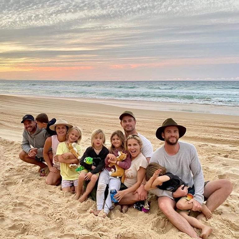 Có lẽ Chris Hemsworth nên có khoảng thời gian nghỉ ngơi trước khi tiếp tục theo đuổi sự nghiệp diễn xuất. Có lẽ Chris Hemsworth nên có khoảng thời gian nghỉ ngơi trước khi tiếp tục theo đuổi sự nghiệp diễn xuất.