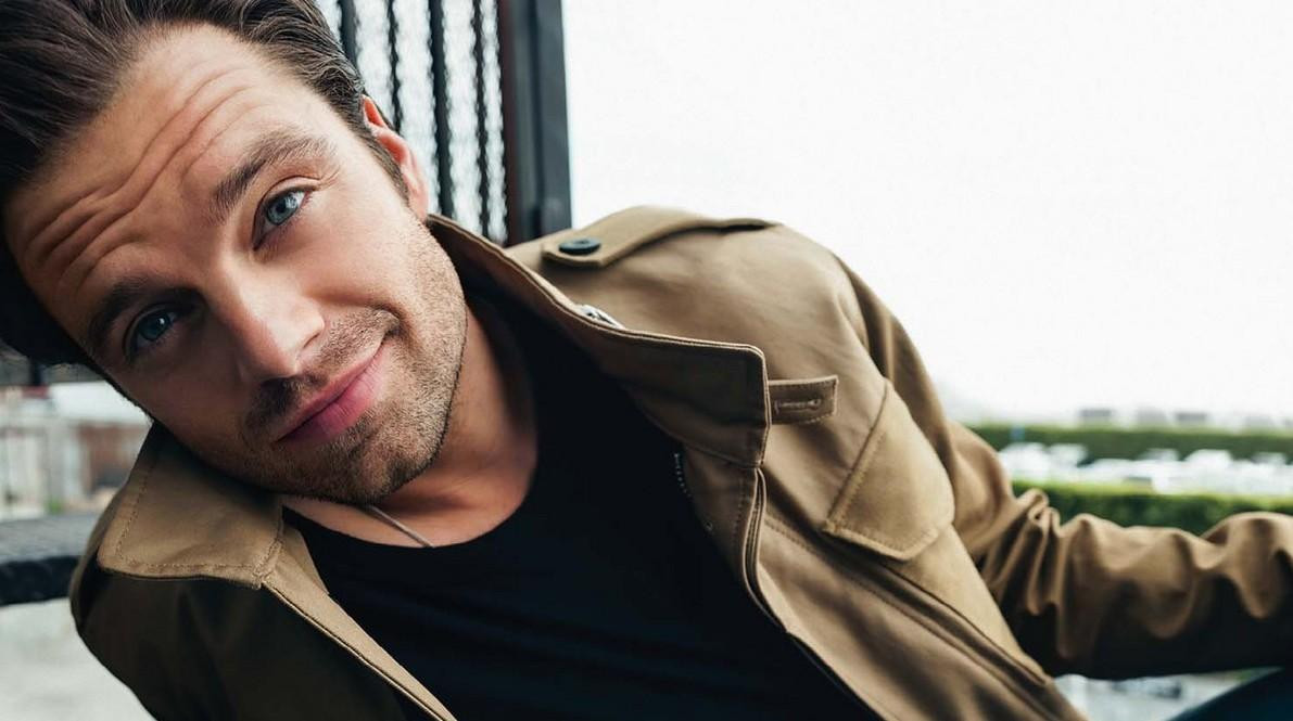 Sebastian Stan nổi tiếng là một "trai đẹp lầy lội" nhất nhì Hollywood.