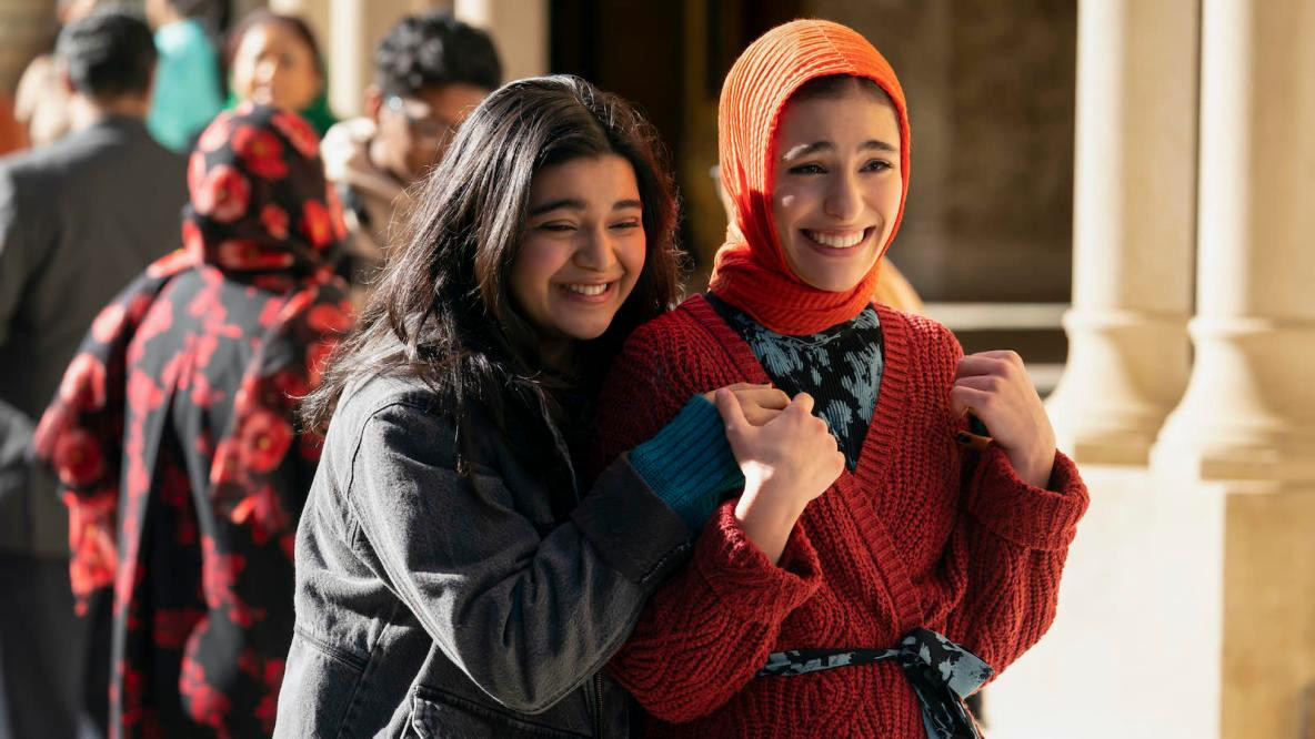 Những nét văn hoá của người Hồi giáo xuất hiện liên tục trong xuyên suốt series tạo nên cảm giác mới lạ nhưng cũng không kém phần ấn tượng. Những nét văn hoá của người Hồi giáo xuất hiện liên tục trong xuyên suốt series tạo nên cảm giác mới lạ nhưng cũng không kém phần ấn tượng.