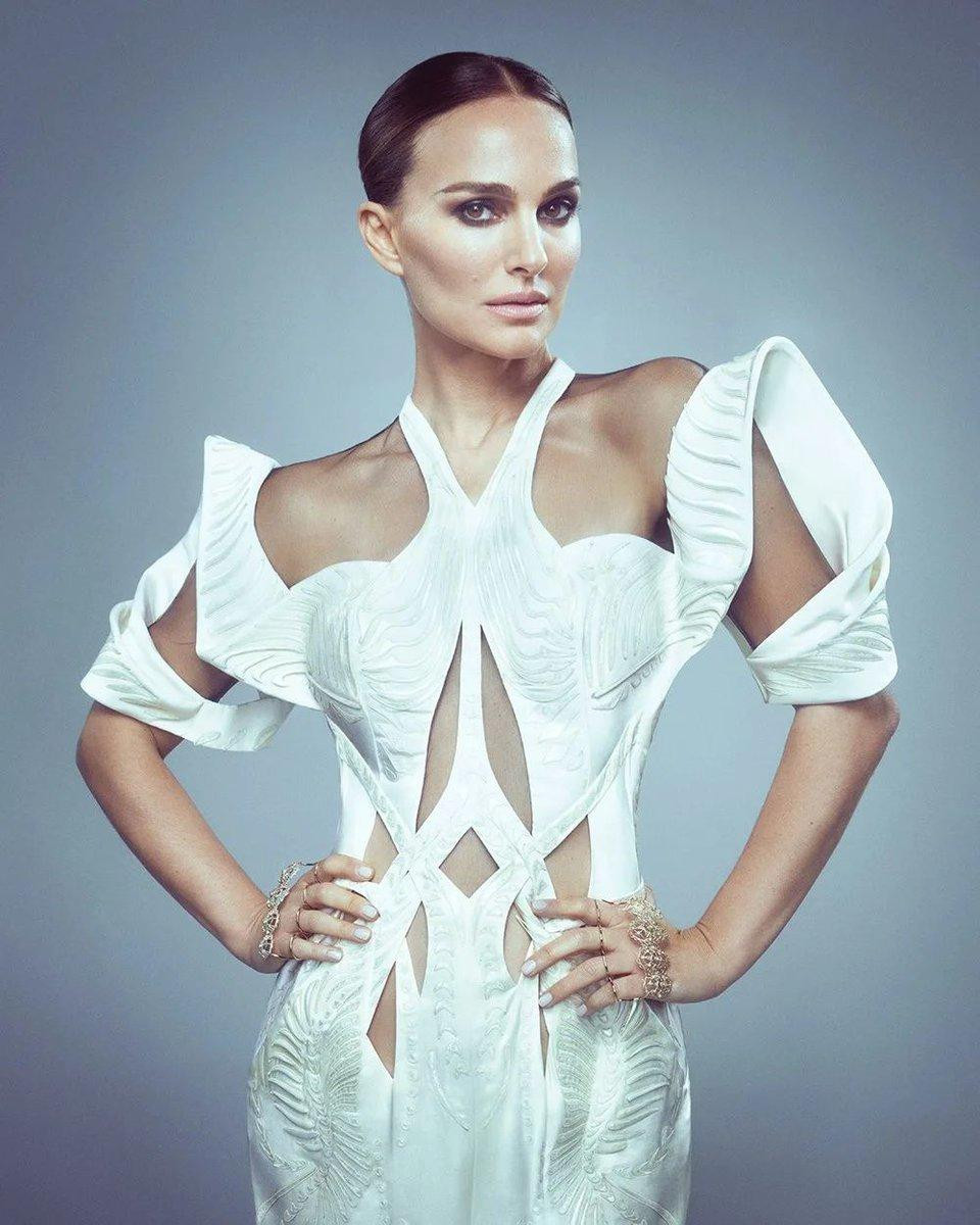 Natalie Portman vẫn kiêu sa bất chấp thời gian. Nguồn: Variety