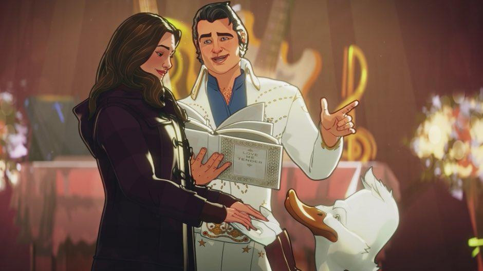 Còn cô nàng Darcy Lewis trong "cơn vui" mà... "cưới" luôn vịt Howard. - Nguồn: Twitter Còn cô nàng Darcy Lewis trong "cơn vui" mà... "cưới" luôn vịt Howard. - Nguồn: Twitter