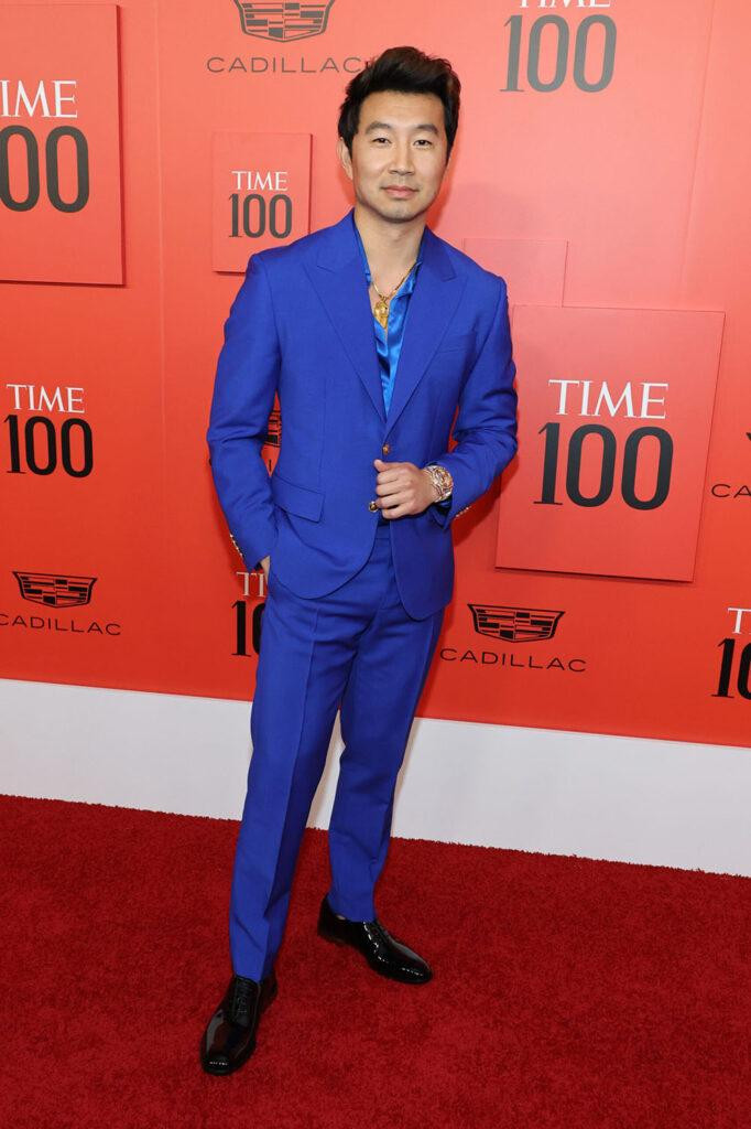 Simu Liu cũng là 1 trong 100 người có tầm ảnh hưởng lớn nhất thế giới trong năm qua.