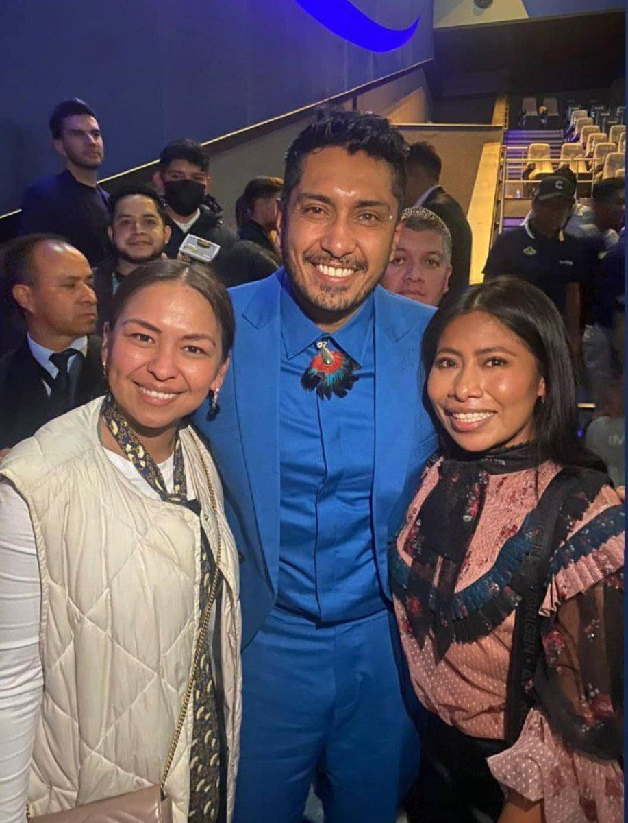 Yalitza Aparicio (phải) chung vui với Tenoch Huerta trong buổi họp báo ra mắt "Black Panther: Wakanda Forever" tại Mexico. Yalitza Aparicio (phải) chung vui với Tenoch Huerta trong buổi họp báo ra mắt "Black Panther: Wakanda Forever" tại Mexico.