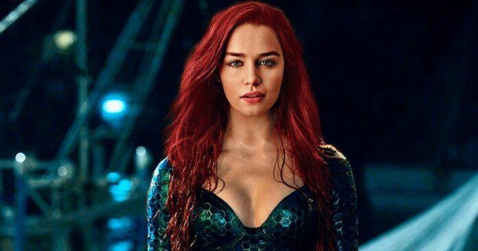 Tạo hình của Emilia Clarke khi vào vai công chúa Mera do fan ghép cũng "rất ra gì và này nọ". Tạo hình của Emilia Clarke khi vào vai công chúa Mera do fan ghép cũng "rất ra gì và này nọ".