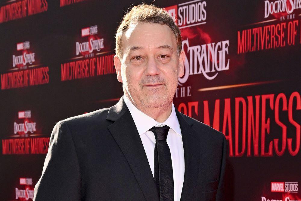 Sam Raimi trở lại với Marvel sau 15 năm vắng bóng.