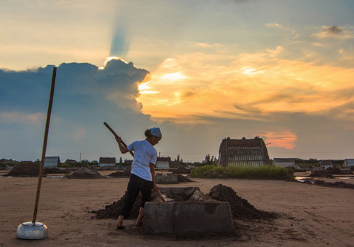 Hạt muối nhọc nhằn của diêm dân Nam Định ảnh 11