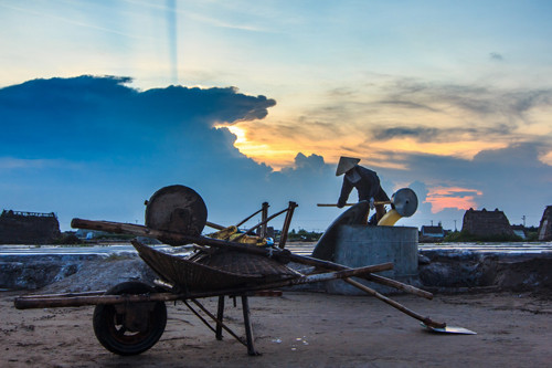 Hạt muối nhọc nhằn của diêm dân Nam Định ảnh 19