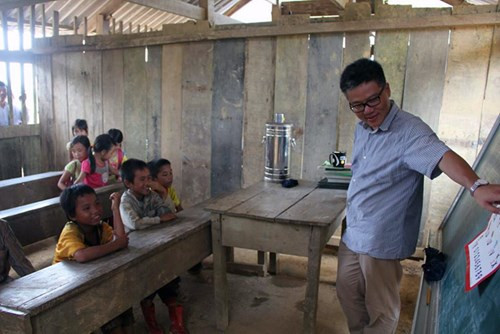 Giáo sư Ngô Bảo Châu 'đứng lớp' ở bản vùng cao ảnh 3