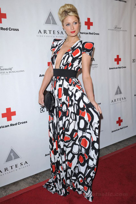 Sau khi rời bữa tiệc này, Paris đã tiếp tục đi chơi thâu đêm