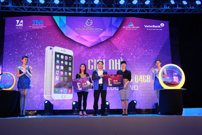 Nhận Iphones 6S Plus trong sự kiện khai trương căn hộ mẫu Gold Mark City ảnh 2