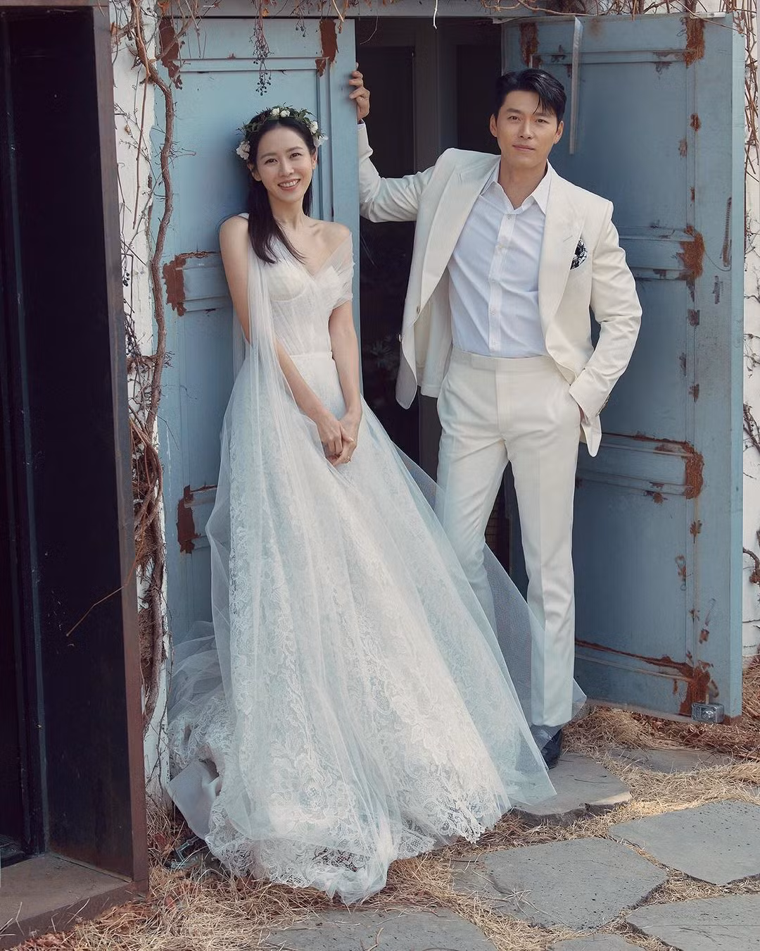 Son Ye Jin đăng ảnh cưới chưa từng công bố nhân kỷ niệm 2 năm về chung nhà với Hyun Bin. Ảnh: IG.