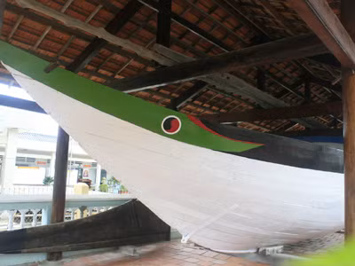 Ghe Sấm - phương tiện ông Trần dùng năm xưa