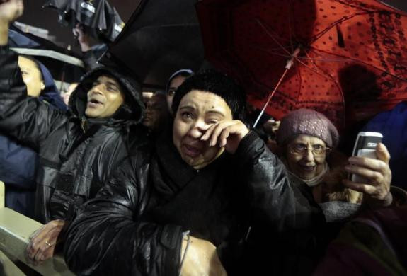 Nhiều người đã bật khóc vì vui mừng