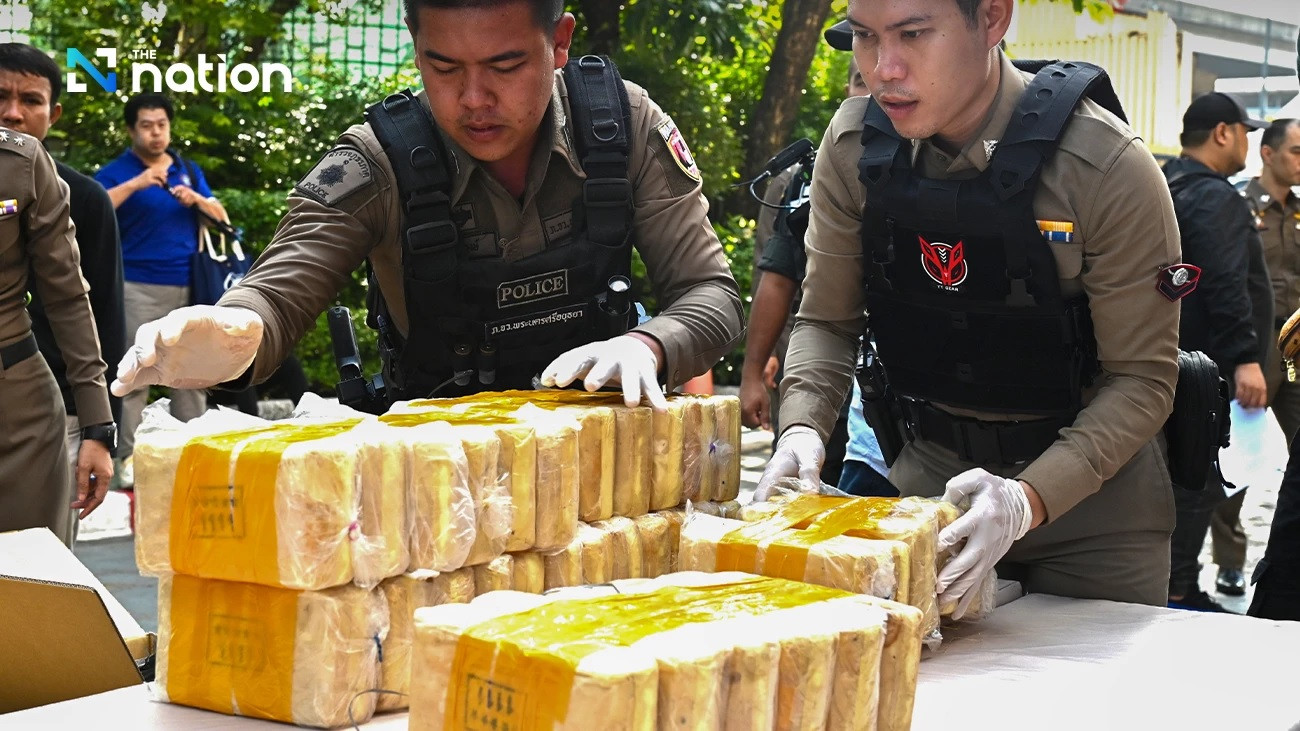 Cảnh sát Thái Lan tịch thu tang vật của một đường dây mua bán ma túy. Ảnh: The Nation.