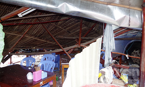 Hãi hùng xe giường nằm ủi bay 4 nhà dân ảnh 3