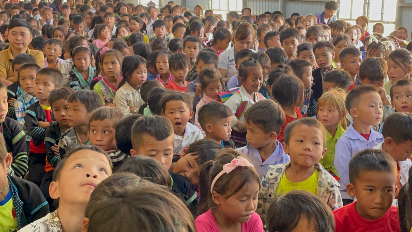 100% học sinh là con em người dân tộc Mông