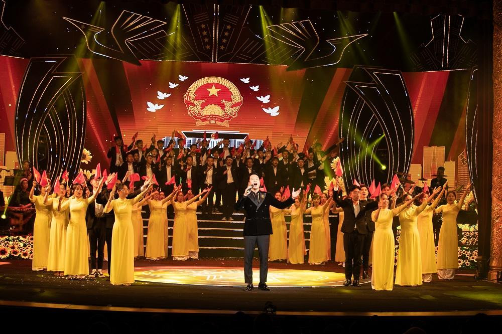 Đêm nhạc “Tổ quốc tôi” với sự tham gia của nhiều ca sĩ nổi tiếng