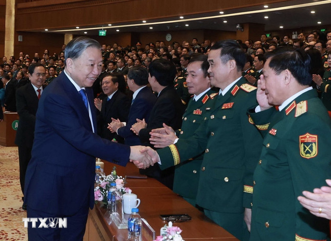 Tổng Bí thư Tô Lâm đến dự lễ khánh thành hai công trình phục vụ chăm sóc sức khỏe của Bệnh viện Trung ương Quân đội 108. (Ảnh: Thống Nhất/TTXVN) Tổng Bí thư Tô Lâm đến dự lễ khánh thành hai công trình phục vụ chăm sóc sức khỏe của Bệnh viện Trung ương Quân đội 108. (Ảnh: Thống Nhất/TTXVN)