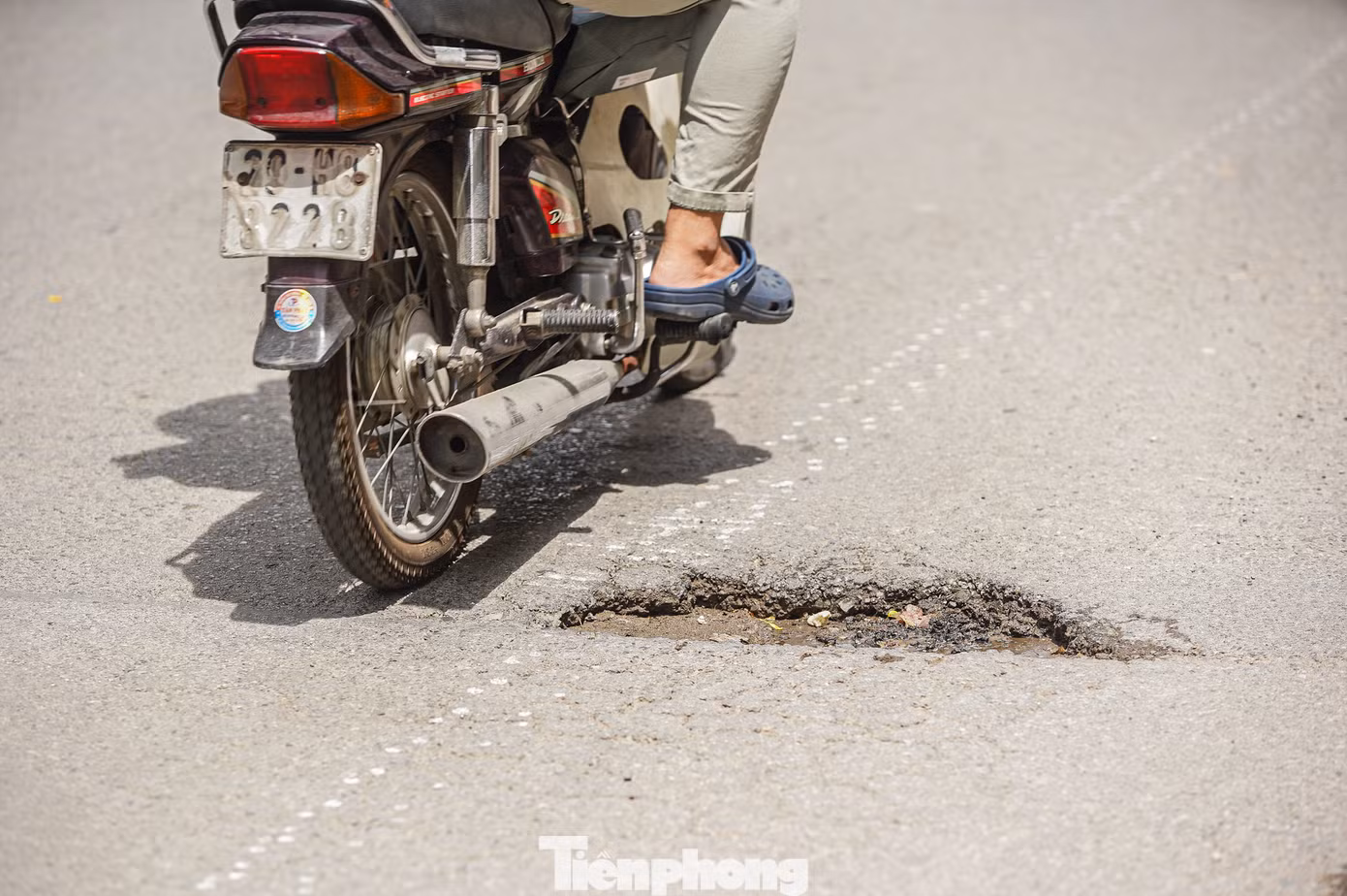 Dự án cải tạo, mở rộng theo quy hoạch tuyến phố Nguyễn Tuân (quận Thanh Xuân, Thành phố Hà Nội) được phê duyệt vào năm 2018 với tổng mức đầu tư gần 400 tỷ đồng.