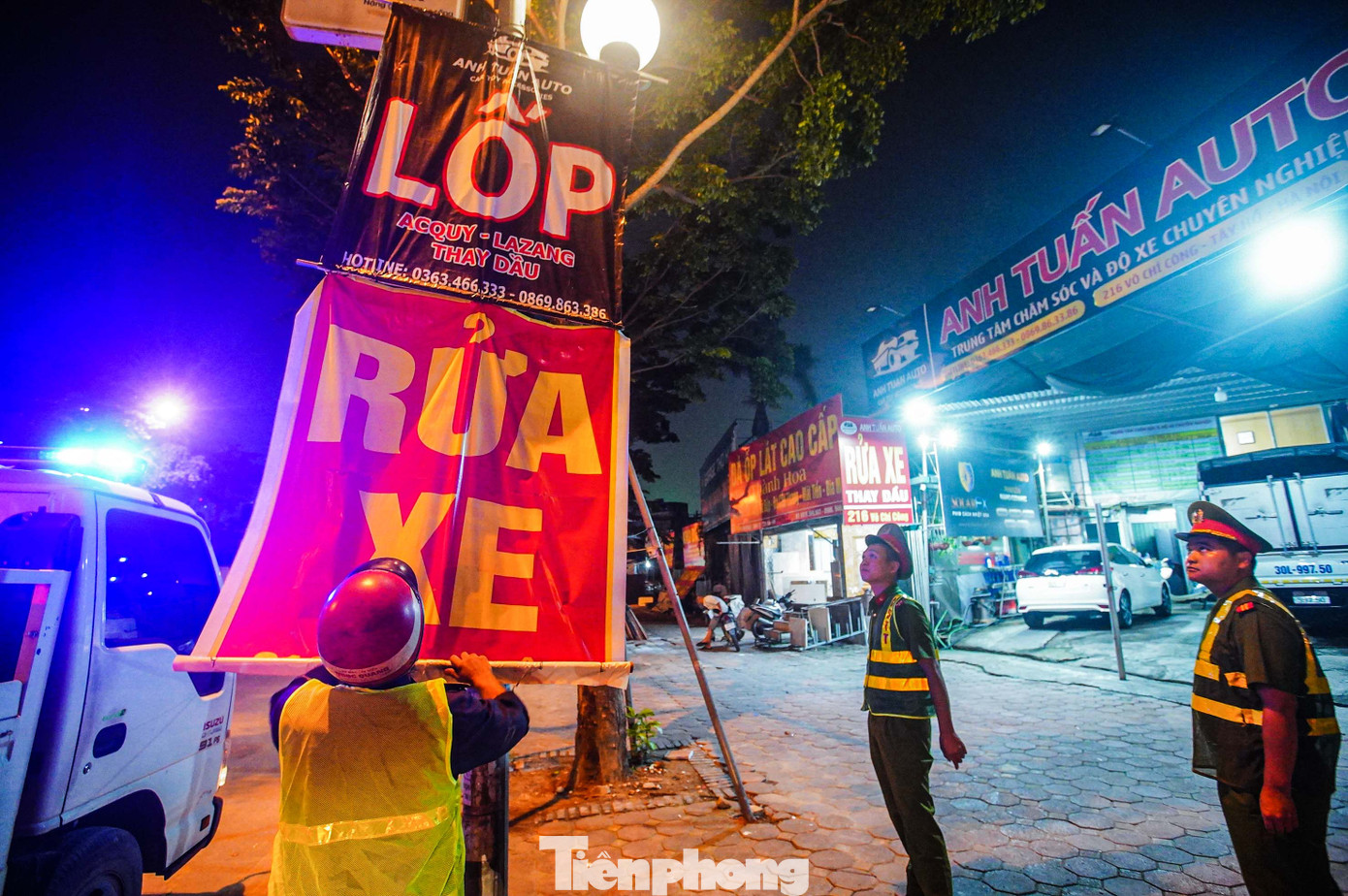 Công an phường Xuân La cho biết, từ ngày 15/12/2024 đến ngày 10/06/2025, lực lượng CSTT CAP xử lý 204 trường hợp vi phạm TTĐT, TTATGT và VSMT với tổng tiền phạt 128,650.000 đồng.