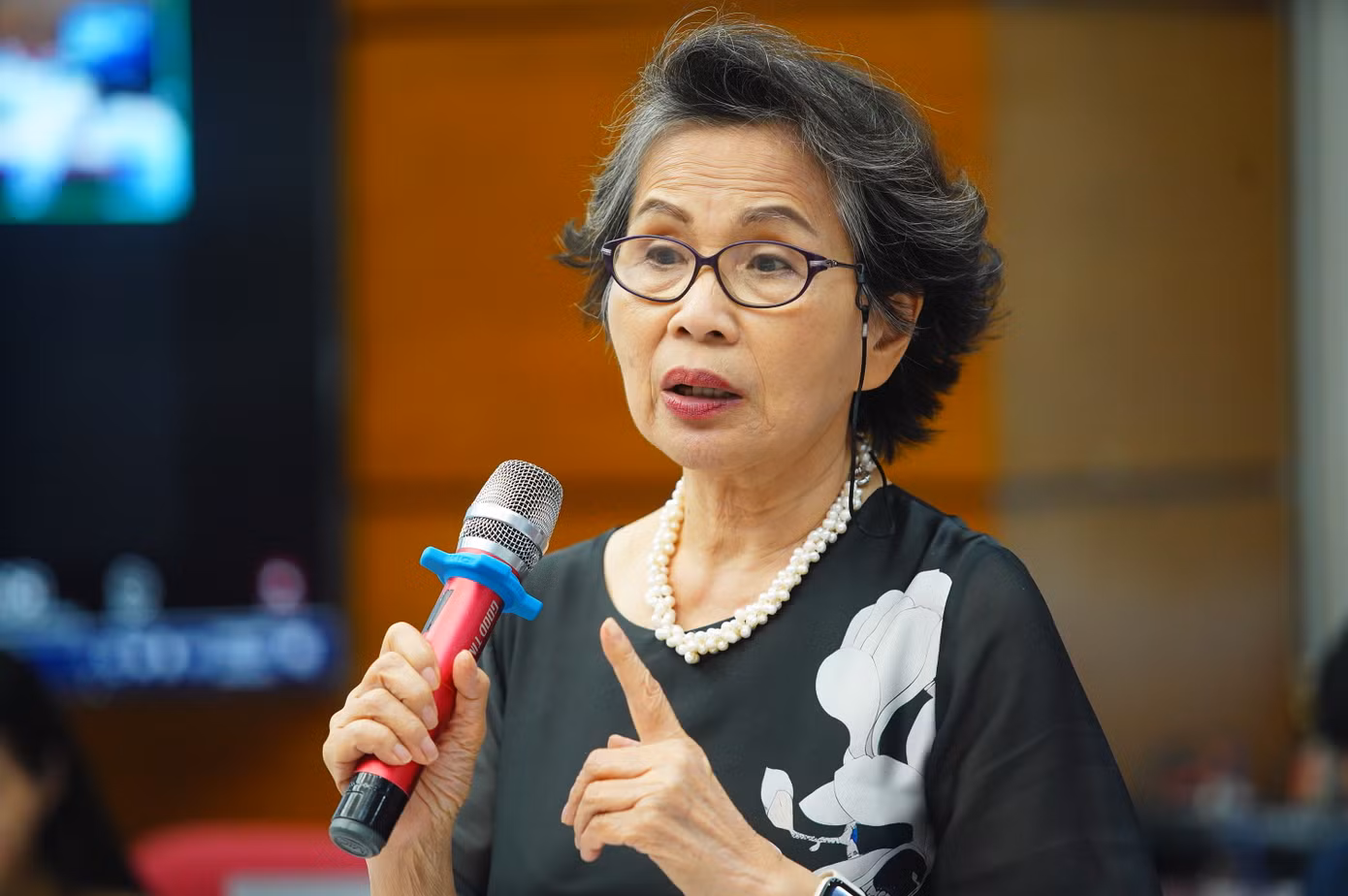 Bà Nguyễn Thị Hồng Minh.