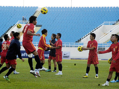 Việt Thắng (đánh đầu) đã hoàn toàn bình phục chấn thương . Ảnh: Phạm Yên Việt Thắng (đánh đầu) đã hoàn toàn bình phục chấn thương