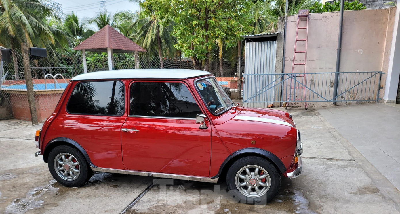 Chủ xe rất tự hào mỗi khi lái Mini Cooper xuống phố