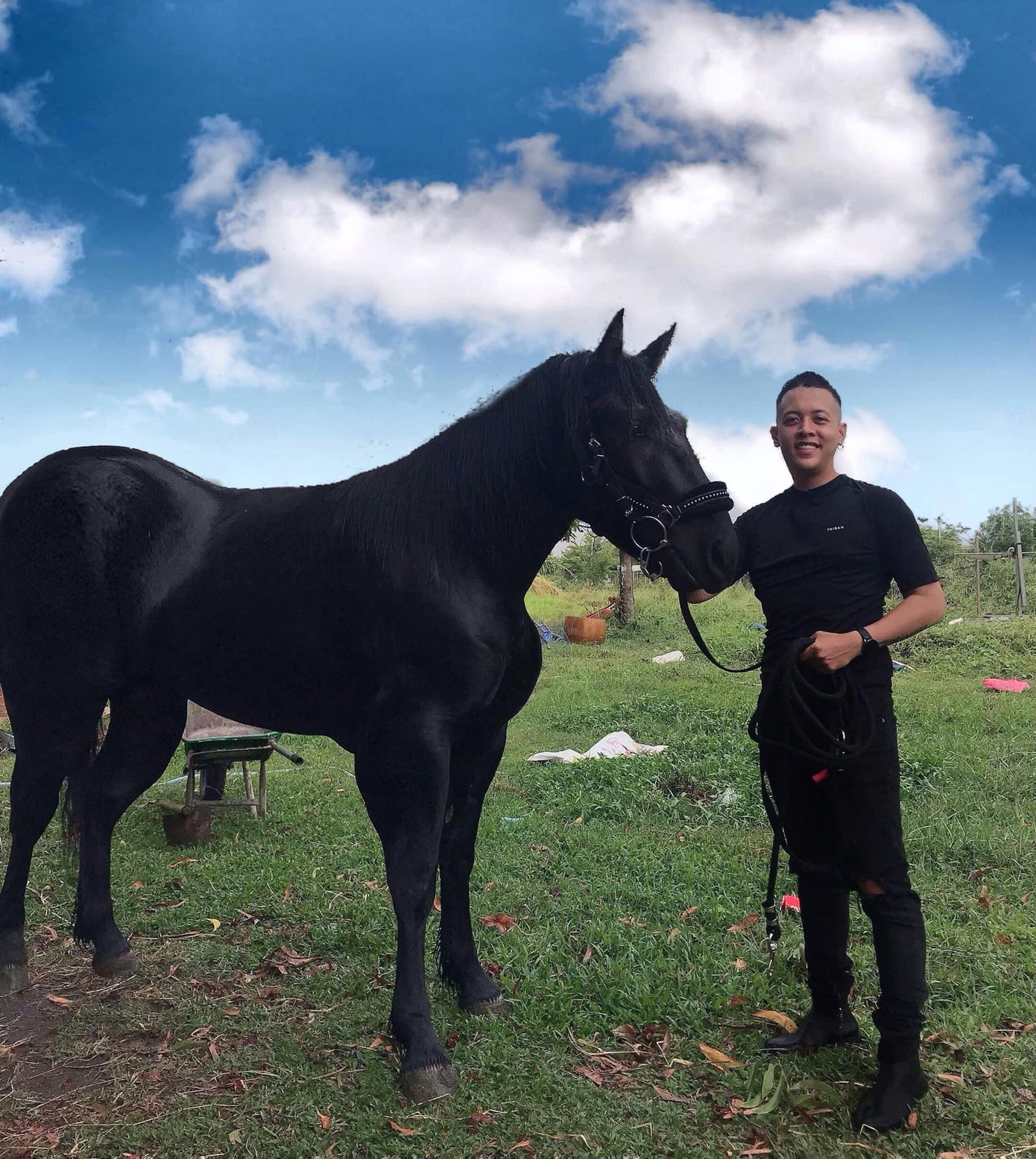 Anh Đức hiện sống tại Đà Lạt. Anh Đức hiện sống tại Đà Lạt.