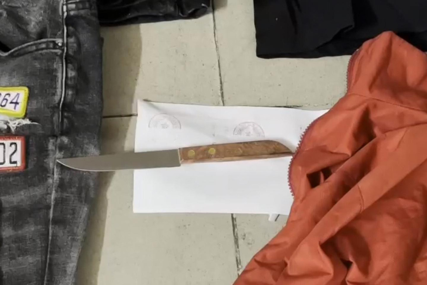 Con dao băng cướp dùng để tấn công anh K.