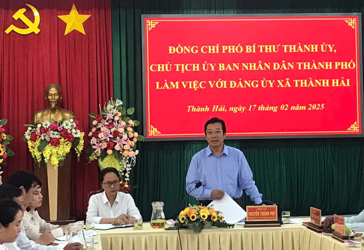 Ông Nguyễn Thành Phú - Chủ tịch UBND TP. Phan Rang - Tháp Chàm, giữ chức Giám đốc Sở Tài chính sau khi hợp nhất. Ông Nguyễn Thành Phú - Chủ tịch UBND TP. Phan Rang - Tháp Chàm, giữ chức Giám đốc Sở Tài chính sau khi hợp nhất.