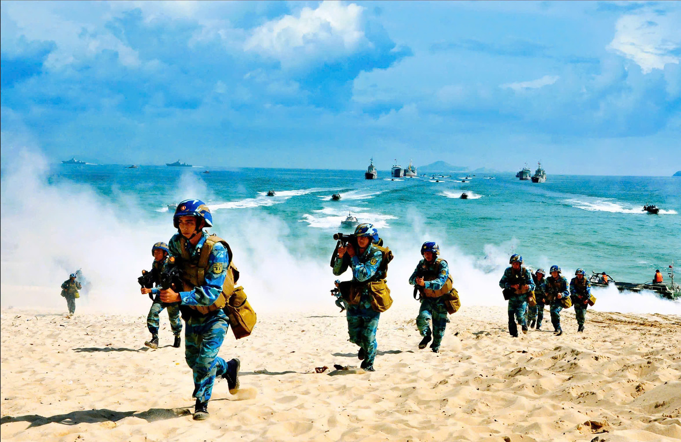 Lực lượng Hải quân Việt Nam huấn luyện đổ bộ đường biển. Nguồn ảnh: Hải quân Việt Nam. Lực lượng Hải quân Việt Nam huấn luyện đổ bộ đường biển. Nguồn ảnh: Hải quân Việt Nam.