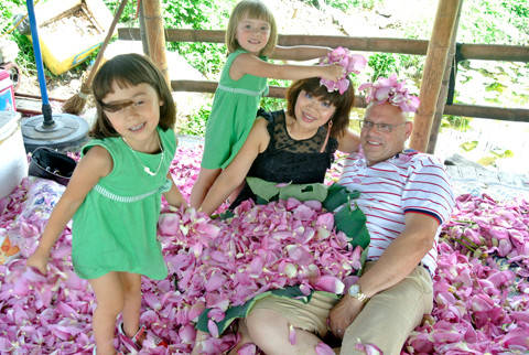 gia đình hạnh phúc của Thư và Franky